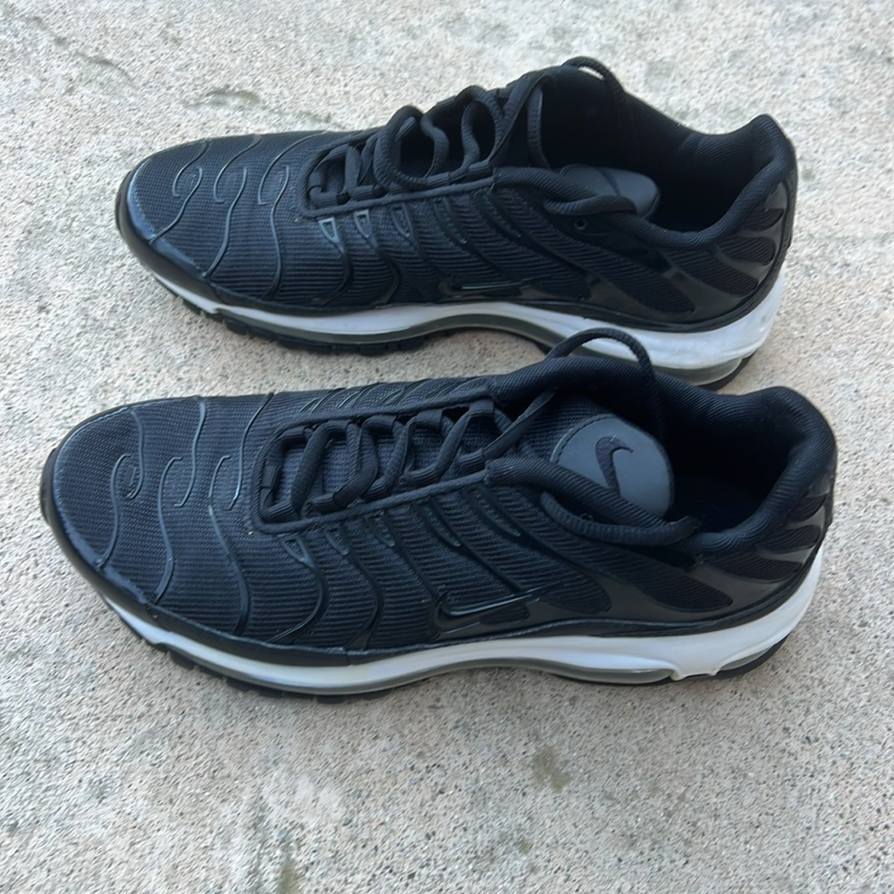 Nike Air Max 97 Plus Black/White Men's Sneakers Size 7.5 - Picture 4 of 8